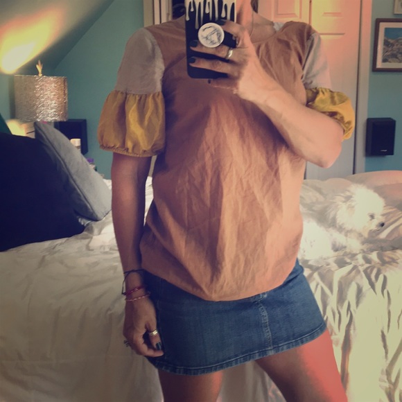 Adorable Top by April May with satin sleeves. - Picture 1 of 5